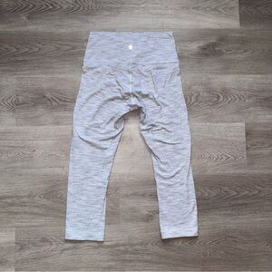 Lululemon Wunder Under 22”
Size 8